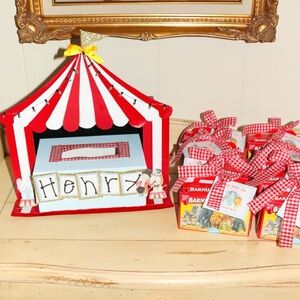 Handmade “Henry” circus theme Valentine box